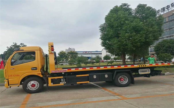 大足定远24小时拖车救援电话号码，定远道路救援公司怎么收费的